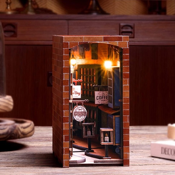3D Wooden Puzzle Dollhouse Wood Diorama Kit vy Cutebee - Picture 1 of 10